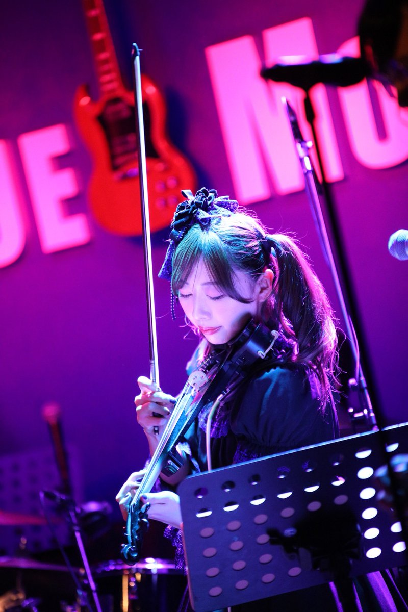 小嶋りん️꒰ঌ🎻キスエク tweet media