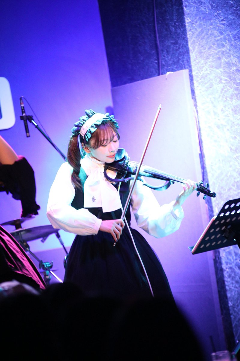 小嶋りん️꒰ঌ🎻キスエク tweet media