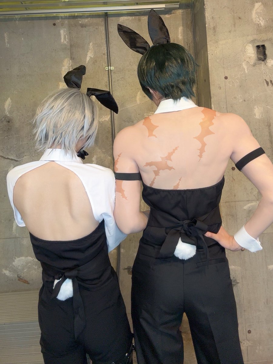 tkktcos's tweet photo. 🐰🐰
cosplay 🔦🧡 #lighterwise 
🧡@HkmiHkmi_ https://t.co/q1aPLRcZRS
