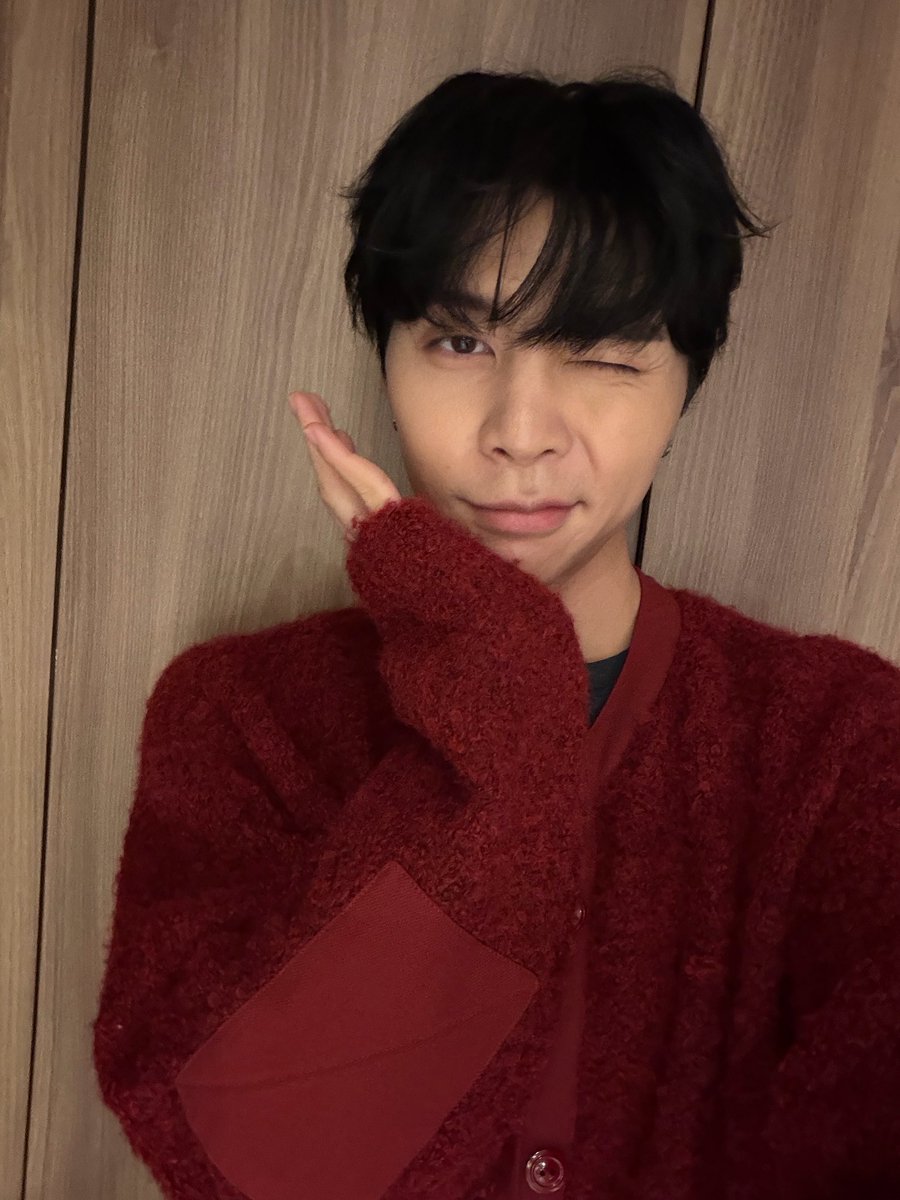 jsuhsource's tweet photo. 251225 - 🐱🫧💌

you’ll go easy on me, right? https://t.co/6Sx53EdjeZ