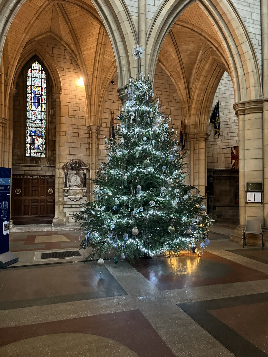 bishop of tatchester tweet media