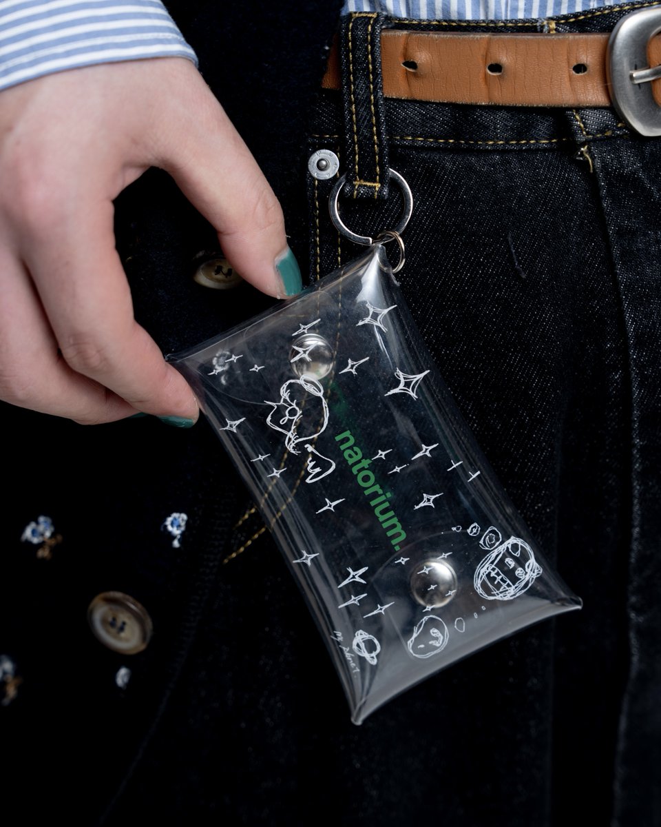 natori_office's tweet image. ◤新グッズ | NEW MERCH◢

冬シーズンの新グッズとして、2アイテムを制作しました。

フェスでは12/29 RADIO CRAZYより販売開始です🛒(販売一覧は別ポストをご参照ください)
ECでは12/30(火)12:00 正午より販売いたします。

natori's routine Face Towel
🖊 illustration by DEPPA @sdns53…