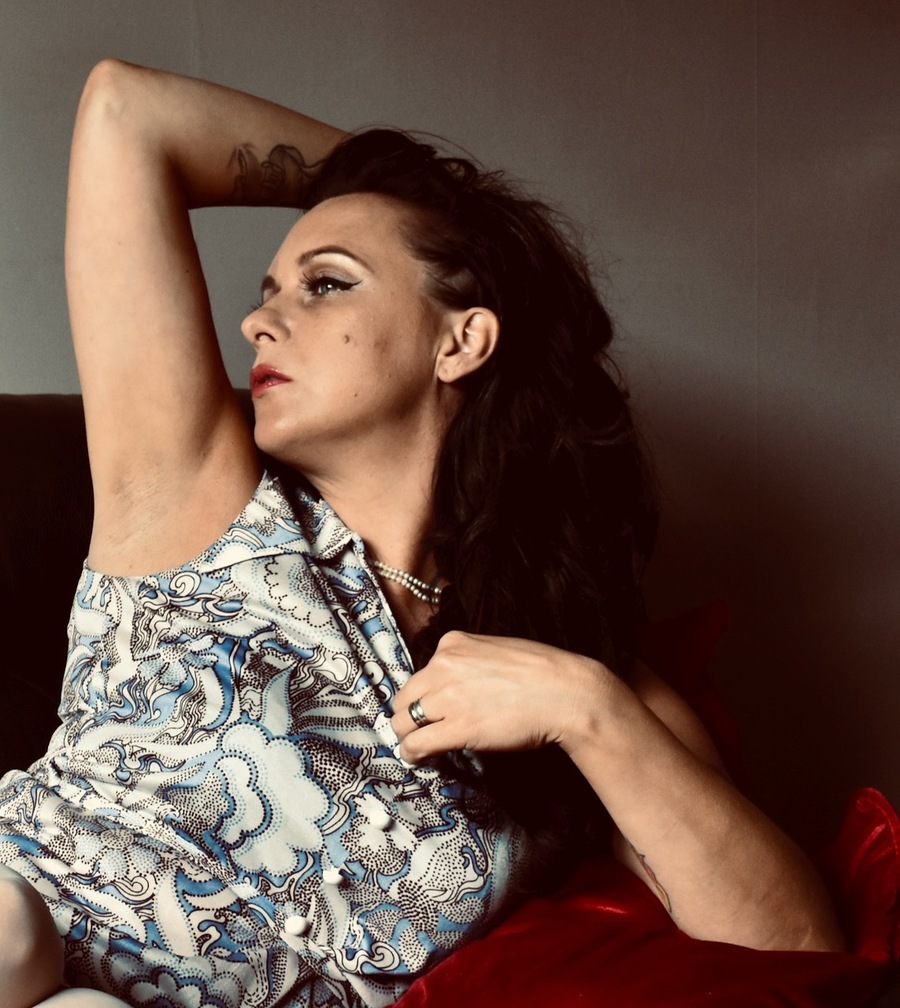 AliceSmall4ux's tweet image. exclusive-link.com/alicesmall
so far over 579 images and 15 movies for only £10.00
You can also chat with me there, so join today; don't miss out. lots of new contented added daily #follow #retweet