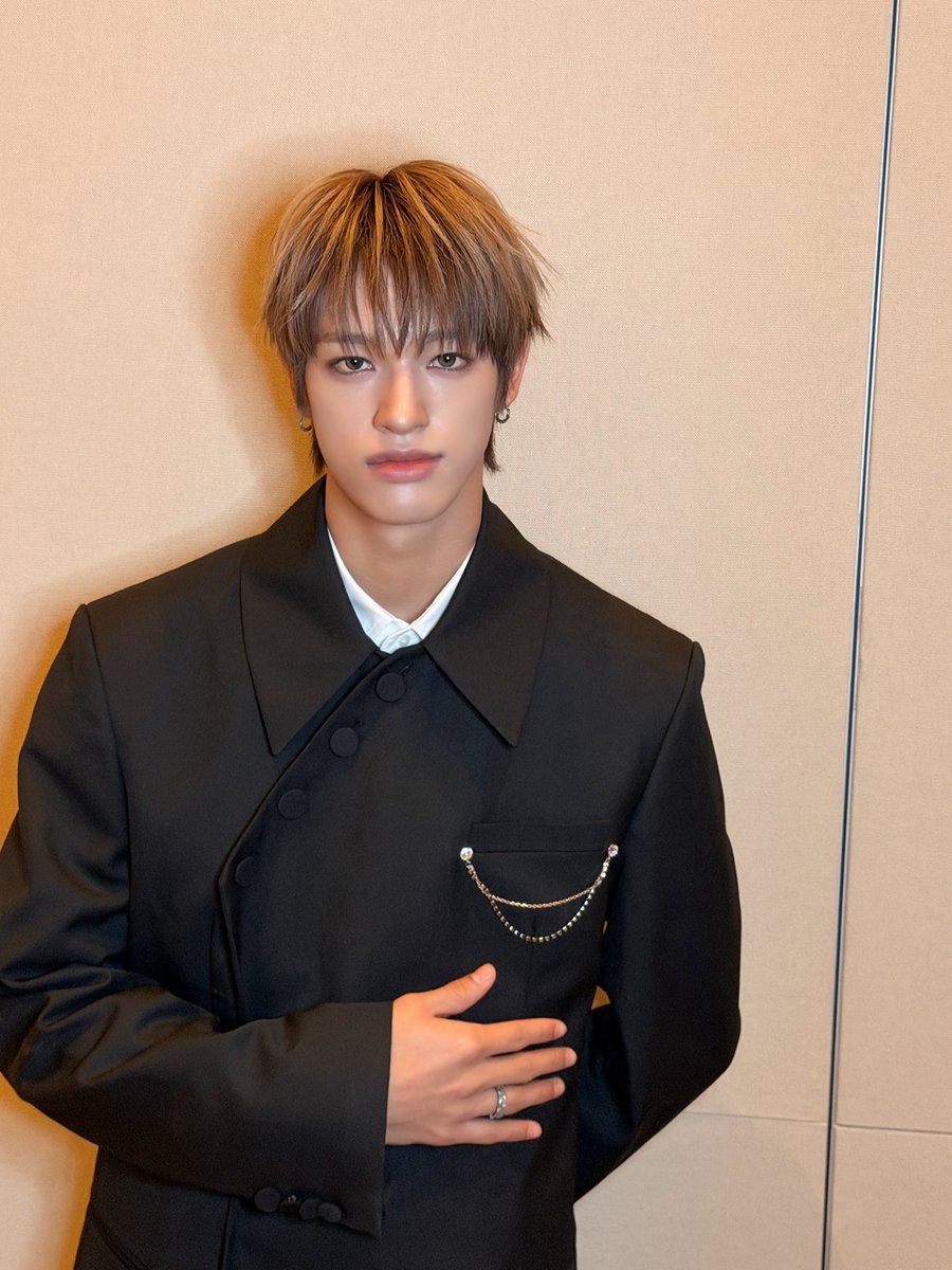 NEXZ_official's tweet photo. https://t.co/WdFQoNzvok