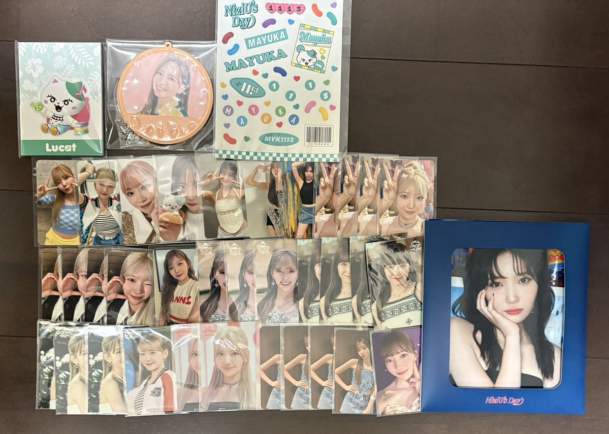 マユカちゃんのグッズ Amazon.co.jp: NiziU マユカ トレカ press play : おもちゃ