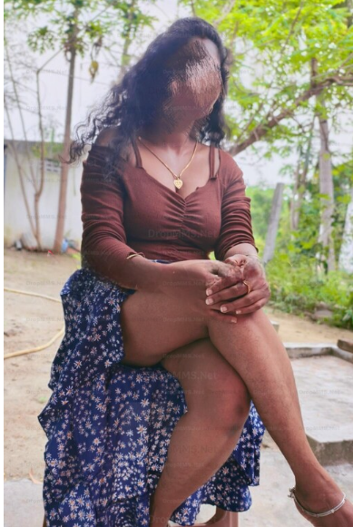 MyyAddaaa's tweet photo. Tamil Wife Shared wife Friend | Smooching &amp; Kissing at 39/-
https://t.co/85TN9fFLrM https://t.co/r42AMaj2D0