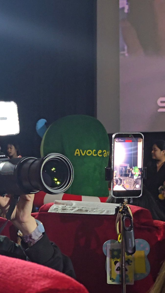 สิ่งที่กุต้องเจอในงานดูหนัง