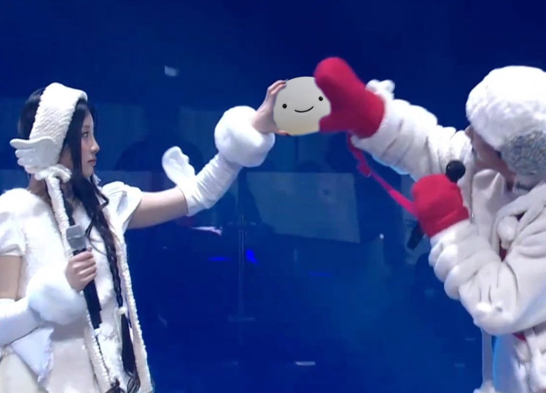 ci. (@sunscentskies) on Twitter photo 