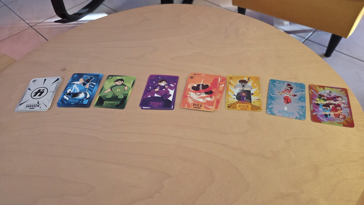 Un ado heureux, sur 5 booster, une zetfar exotique et la carte rainbow... merci <a href="/HvKGGs/">Team HavoK</a> <a href="/ZetFarYT/">ZetFar</a> <a href="/wazzth/">WaZz</a>