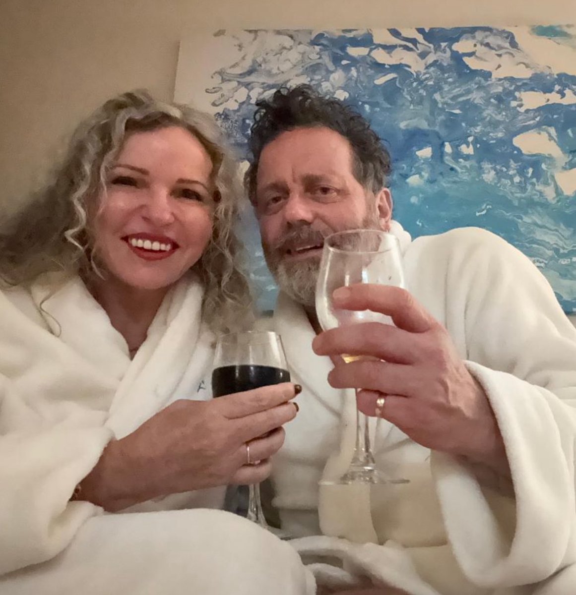 🥂🎅 🎁 🔔 💝🎄🥳🫶🏼 
#merrychristmas #nadoligllawen