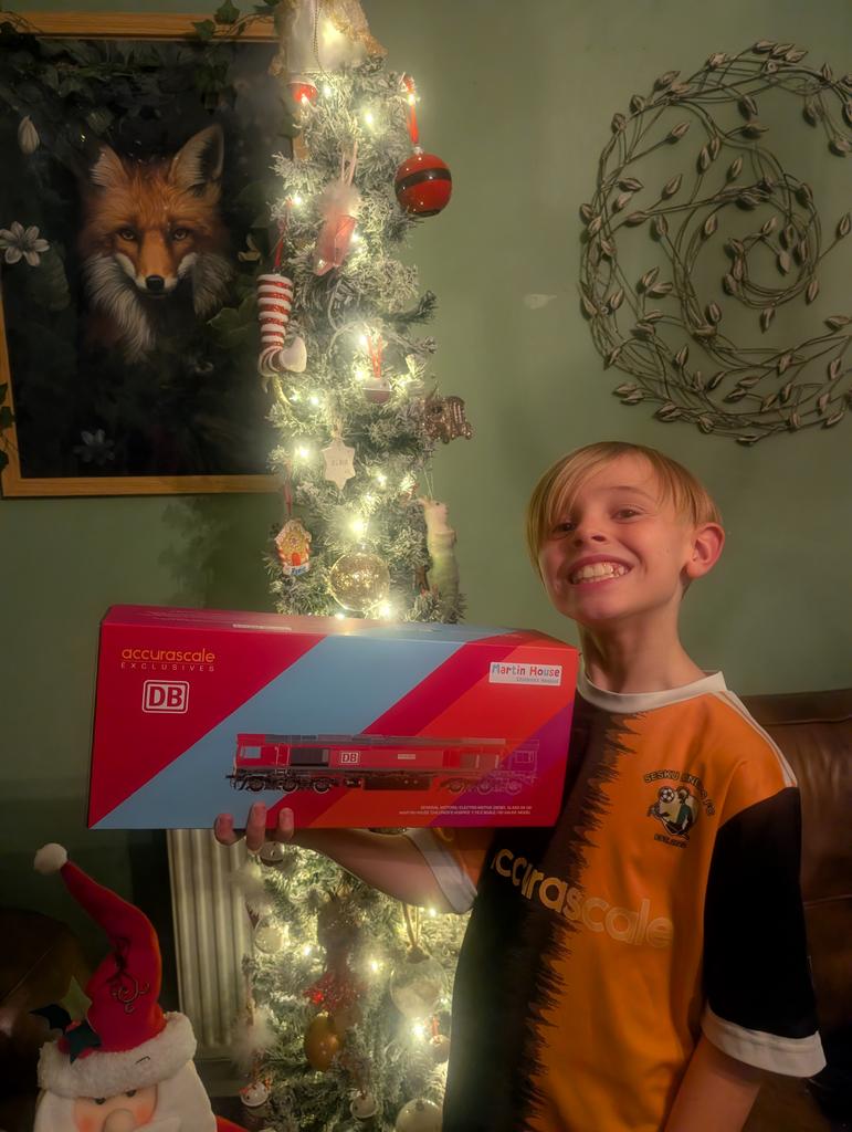 Billy & Trains tweet media