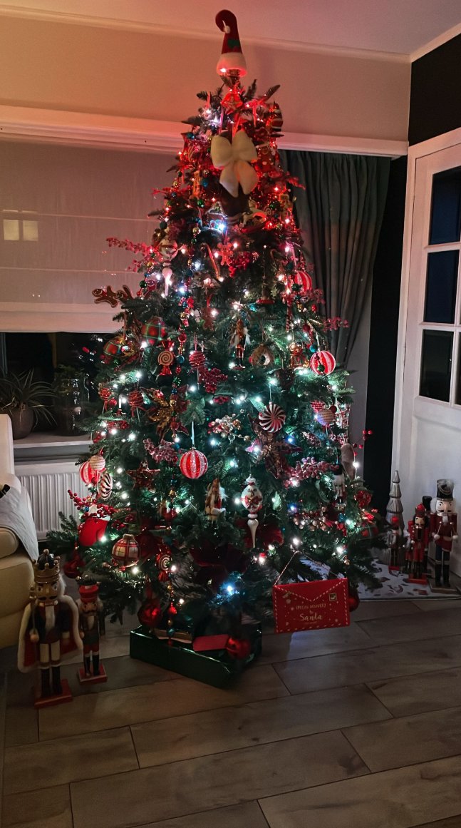 Miss Candy tweet media