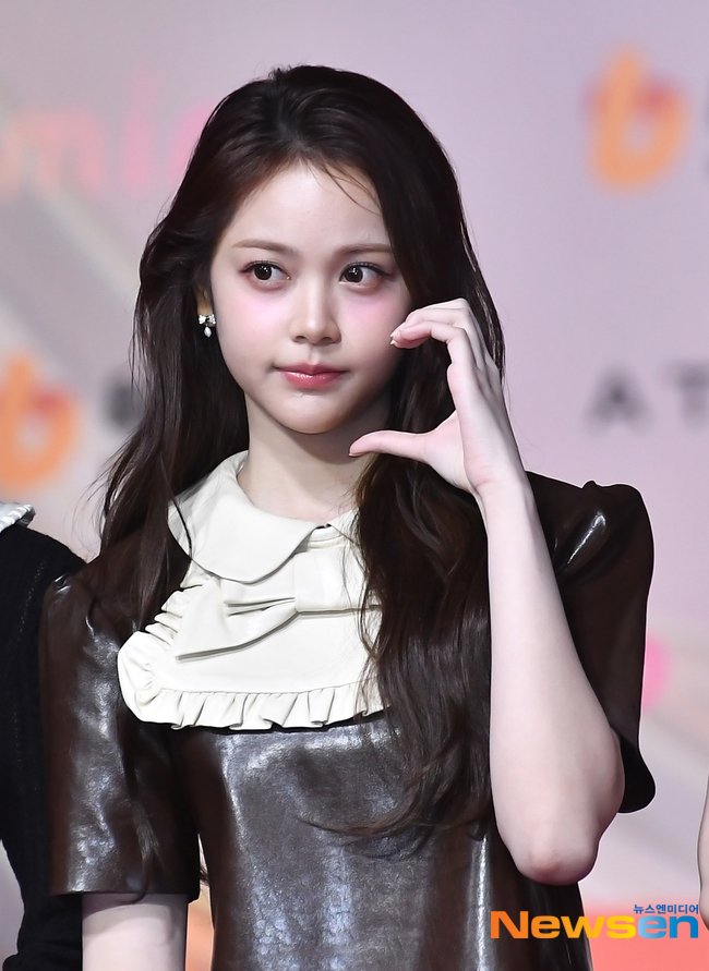 mycatcarmen's tweet image. 도대체 카르멘은 얼마나 예쁘면 기사사진도 이렇게 예쁜거임??