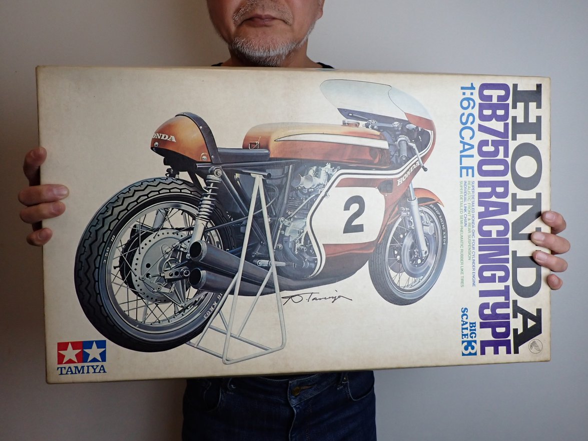 サンタはいる！ 55年前に発売されたタミヤ 1/6 CB750が 巡り巡って私の