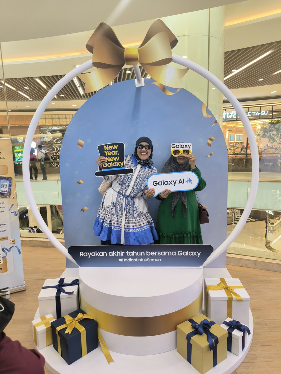 Farah Lubis tweet media