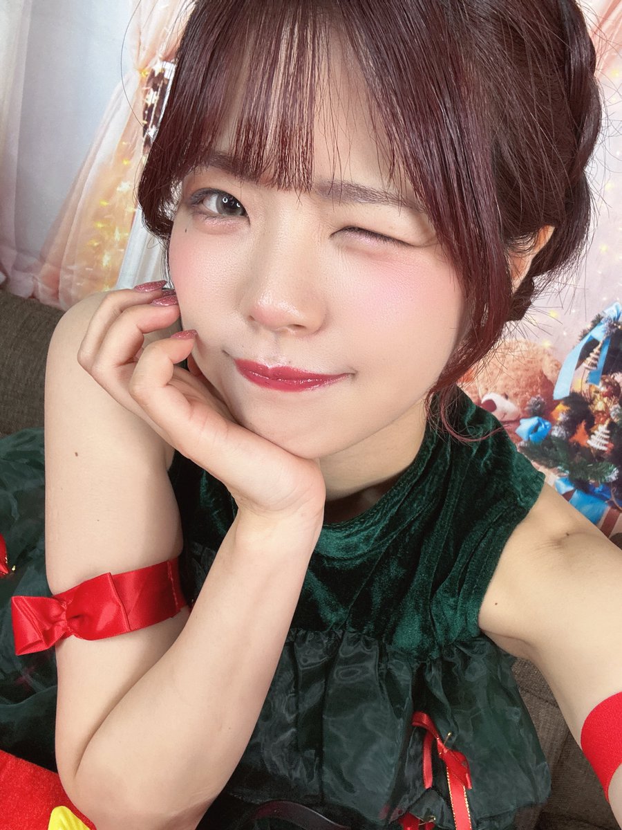 あとオンラインサイン会15分でスタート🌟 チェキは今回限定✨✨ 当日