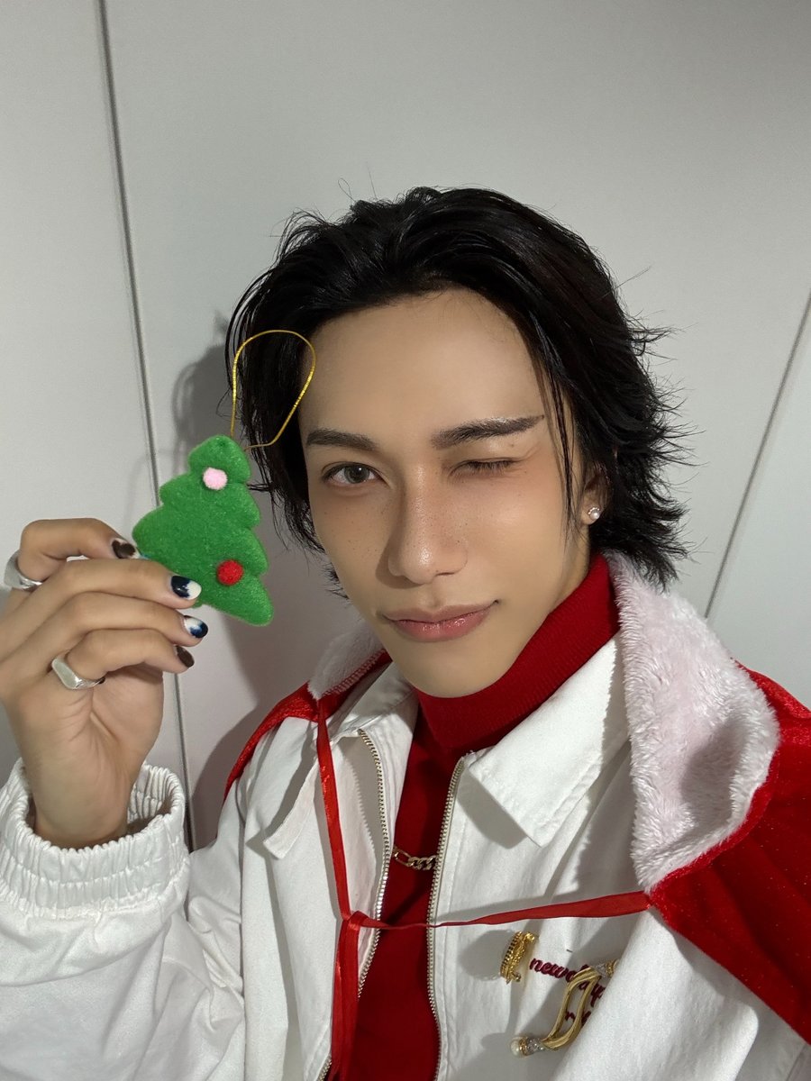 大特価♡リトグリセンス♡1つ999円♡コメント下さい♡ D(スキネズミ、ハチワレ推し) (@torokiseki) • Threads, Say more