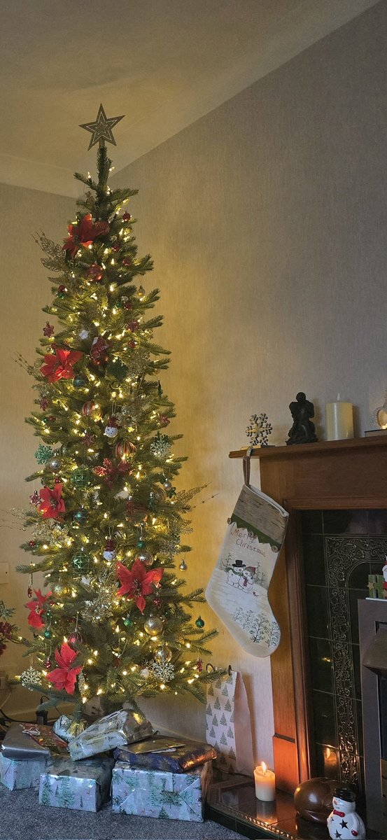 sharronlouise tweet media