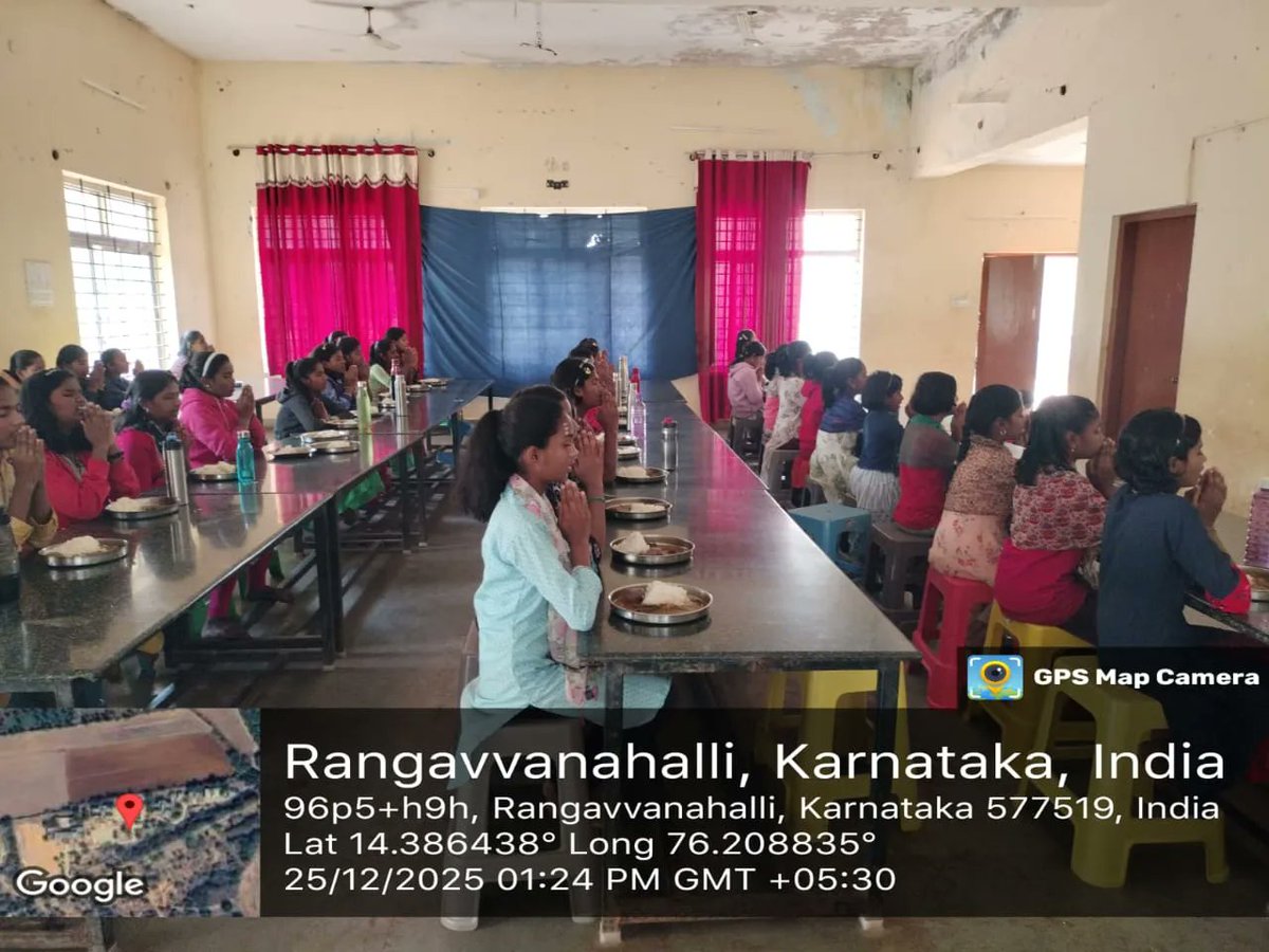 mdrs31's tweet photo. Today lunch  #SocialAudit_SWDMeals #SocialWelfare_Karnataka https://t.co/JkZ3qNvVEX