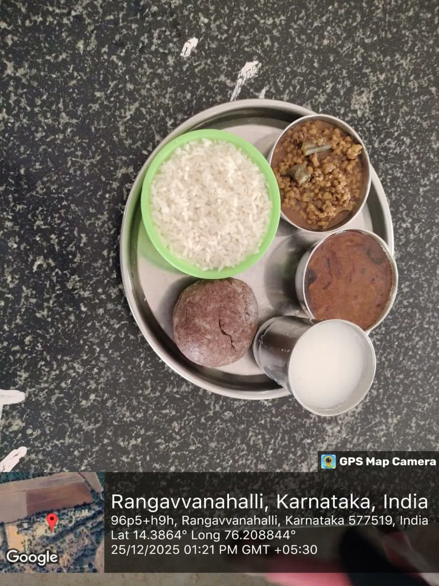 mdrs31's tweet photo. Today lunch  #SocialAudit_SWDMeals #SocialWelfare_Karnataka https://t.co/JkZ3qNvVEX