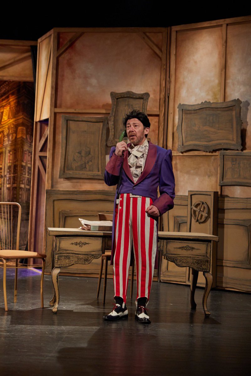 DAVRAN TİYATROSU tweet media