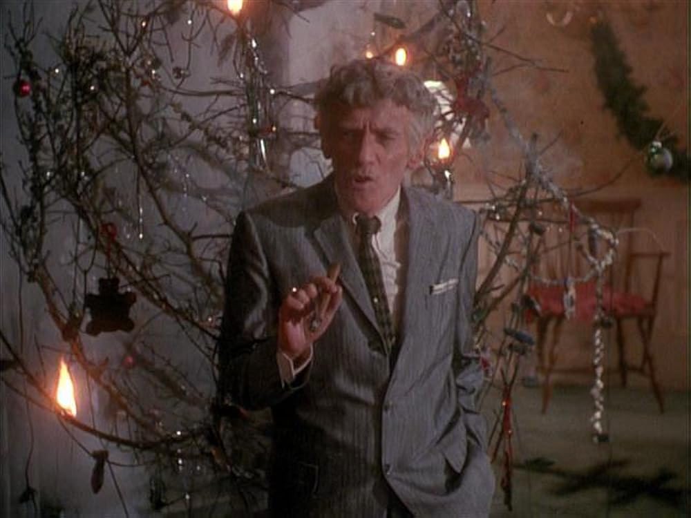wakeupgeoff's tweet photo. Dual screens in the house I’m at tonight with Christmas Vacation and Kings vs Hawks. 

Duelling Will Hickeys as well - Uncle Lewis played by actor William Hickey, but let’s go Davo! #NBL26 https://t.co/z5x2dI2LrH