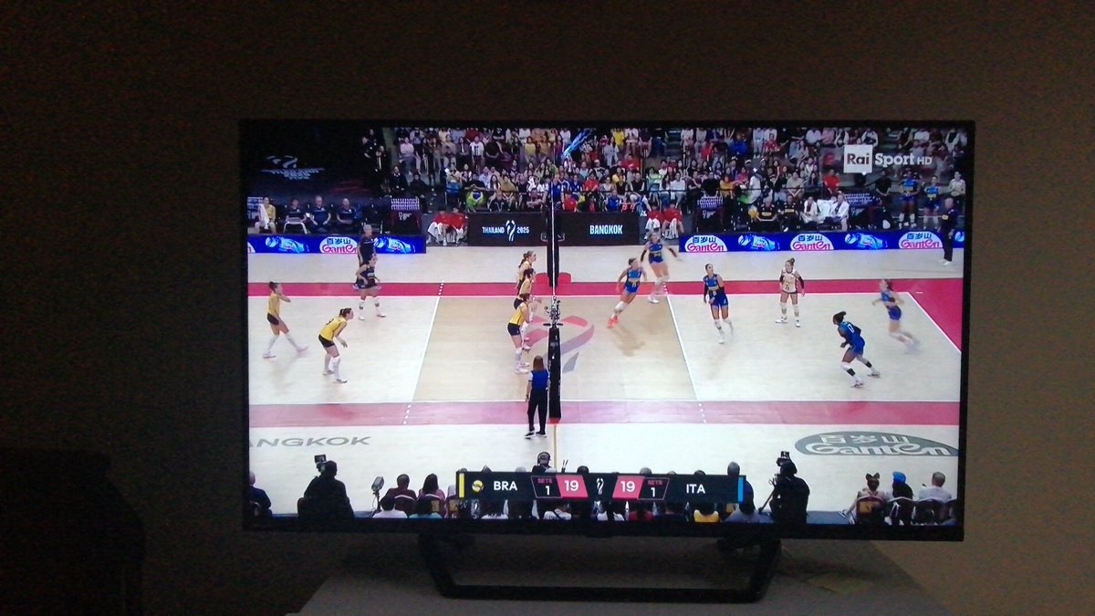 _Cecilia_ tweet media