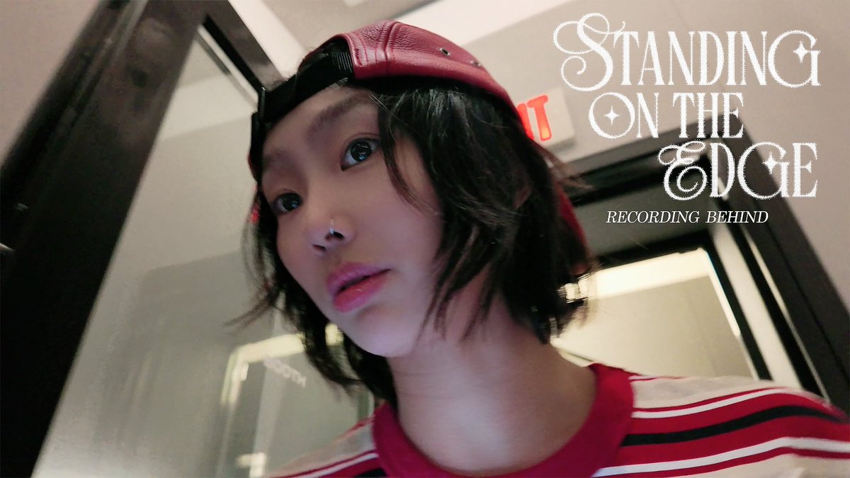 HYOLYN DIGITAL SINGLE 
‘𝑺𝒕𝒂𝒏𝒅𝒊𝒏𝒈 𝒐𝒏 𝒕𝒉𝒆 𝑬𝒅𝒈𝒆’

< Recording Film >
계세요~~~ 녹음 좀 하러왔어요! 🎧 HYOLYN(효린)

🔗 m.youtube.com/watch?v=aUkodc…

#효린 #HYOLYN #StandingontheEdge #ReH