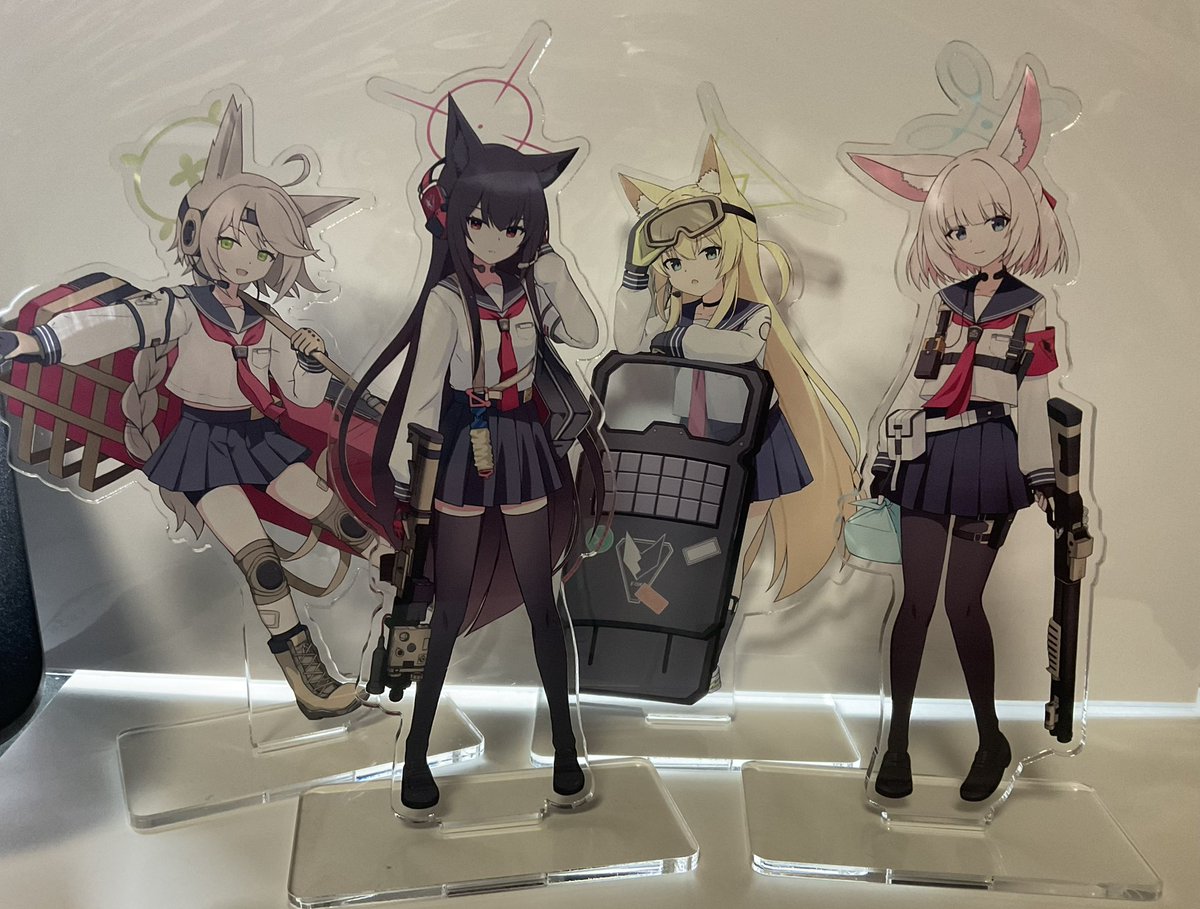 あやな Post by 綾瀬あやな🌸C107火曜東4ム14a on X: おお