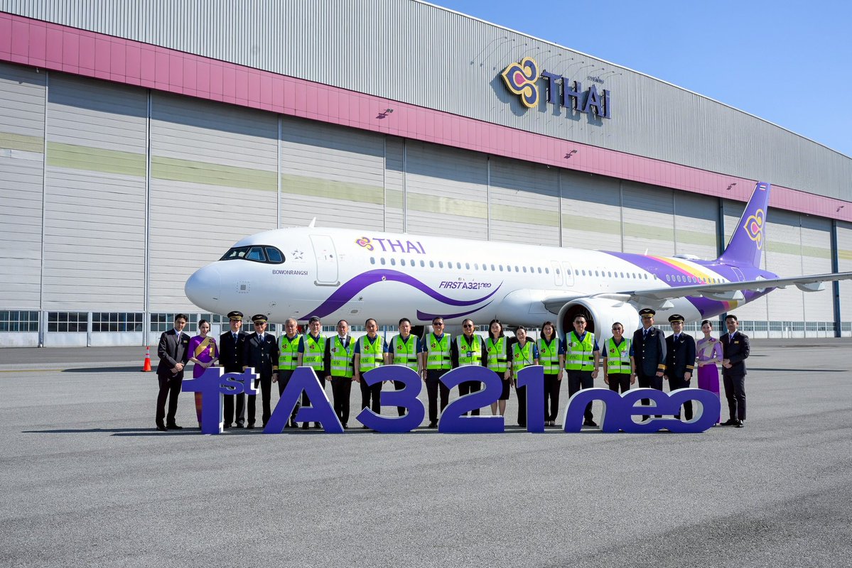 ThaiAirways's tweet image. ✈️💜 THAI Welcomes Its First Airbus A321neo

Thai Airways International Public Company Limited (THAI) has officially welcomed its first Airbus A321neo, registration HS-TOA, bestowed with the royal name “Boworrangsee,” strengthening fleet capabilities to support growth across the…