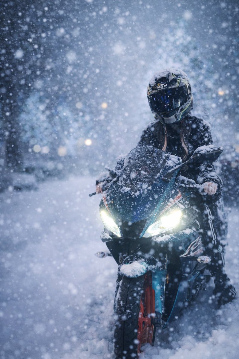 lvvl471's tweet photo. 𝑀𝑒𝑟𝑟𝑦 𝐶ℎ𝑟𝑖𝑠𝑡𝑚𝑎𝑠⸜❄️⸝

 #バイク女子 #yzfr25 #バイク乗りと繋がりたい https://t.co/ivQmfvI7aU