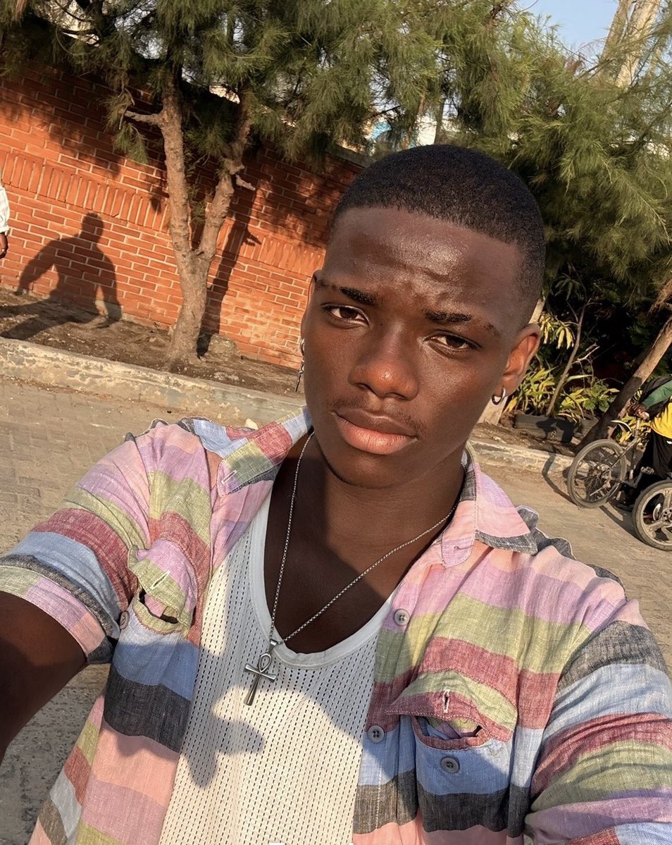 Junior_Blackk's tweet image. Happy merry Christmas 🎄🎁