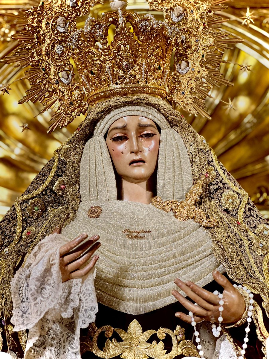 RAFCAMBEN's tweet photo. Dios se hizo hombre para hacernos hijos de Dios. Está presente en todas las situaciones en las que creemos que está ausente o en las que creemos que no puede estar presente. 
Él es la realidad decisiva de nuestra existencia. https://t.co/G5kRXsa007