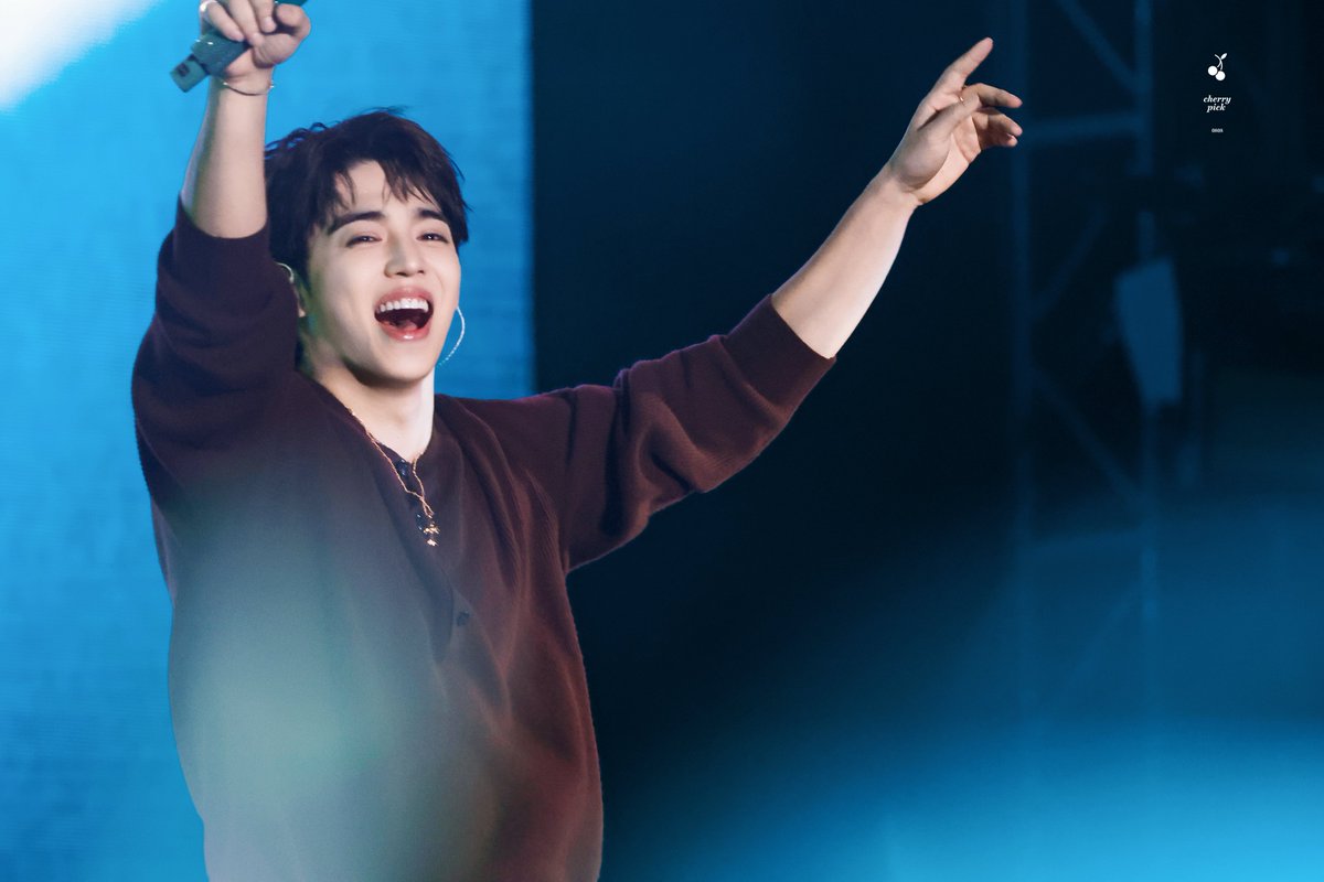 Cherrypick0808's tweet photo. 메리 크리스마스🎄🍒！

#에스쿱스 #SCOUPS #승철 #최승철
#세븐틴 #SEVENTEEN 
 @pledis_17 https://t.co/Wh3jr5zGd1