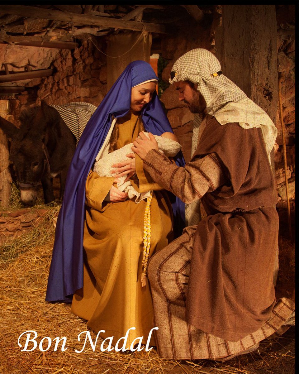 🌠 Avui és Nadal! I el Pessebre Vivent de Corbera celebra la tradició més bonica de totes. ❤️Vine a viure-la amb els teus. Compra les entrades per a les representacions d’avui, o fins diumenge, a pessebrecorbera.cat

#PessebreCorbera #PessebreVivent