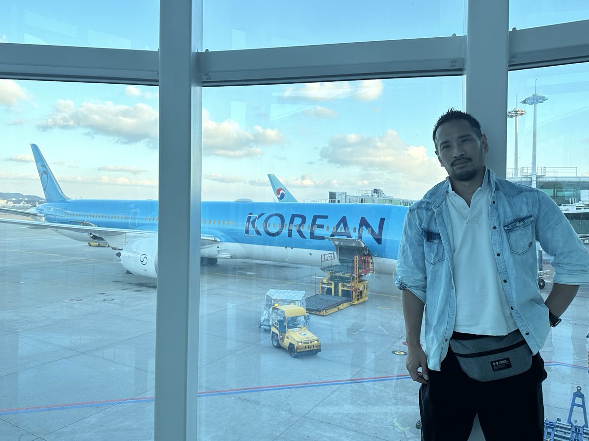 韓国(仁川)に到着🇰🇷

トランジットだけど何気に韓国に初上陸🛬

2時間しかないのでさすがに外に出られなくて残念。いつか市内に行きたい