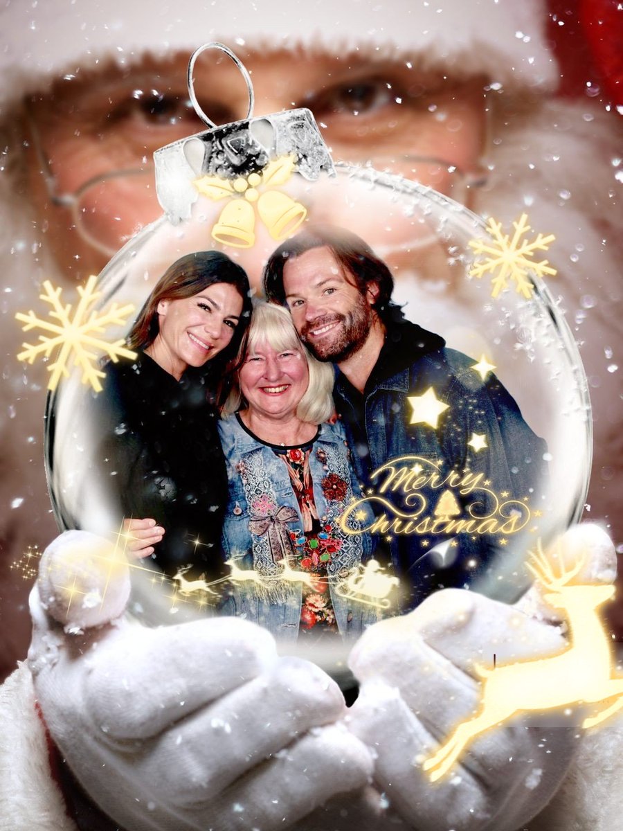 gabstdv's tweet image. Wishing you all a wonderful and peaceful Holiday Season filled with love🎄🎁
@jarpad @GenPadalecki #SPNFamily
