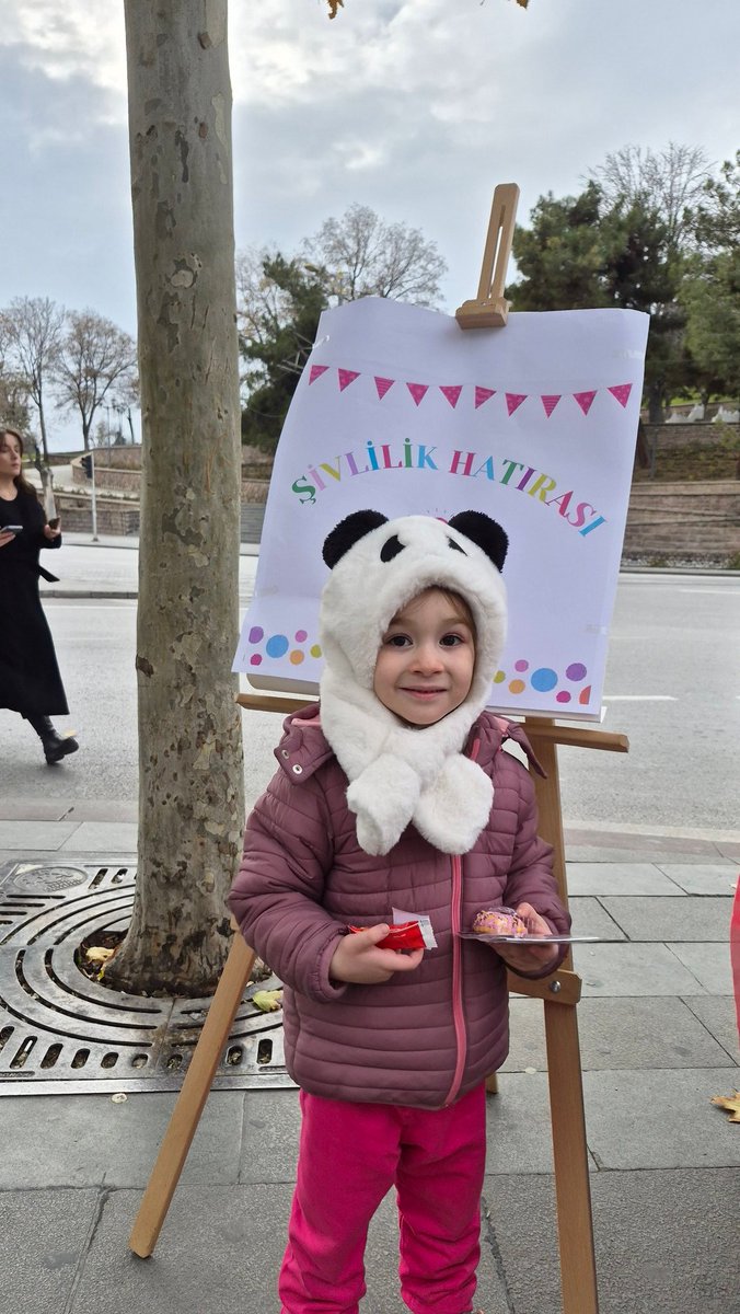 Konyamızın asırlık geleneği ŞİVLİLİK...
Tüm çocukların güldüğü,Kudüs'ün özgür olduğu bir dünya temennisiyle...
#şivlilik 
<a href="/SaadetKadin/">Saadet Partisi Kadın Kolları</a>