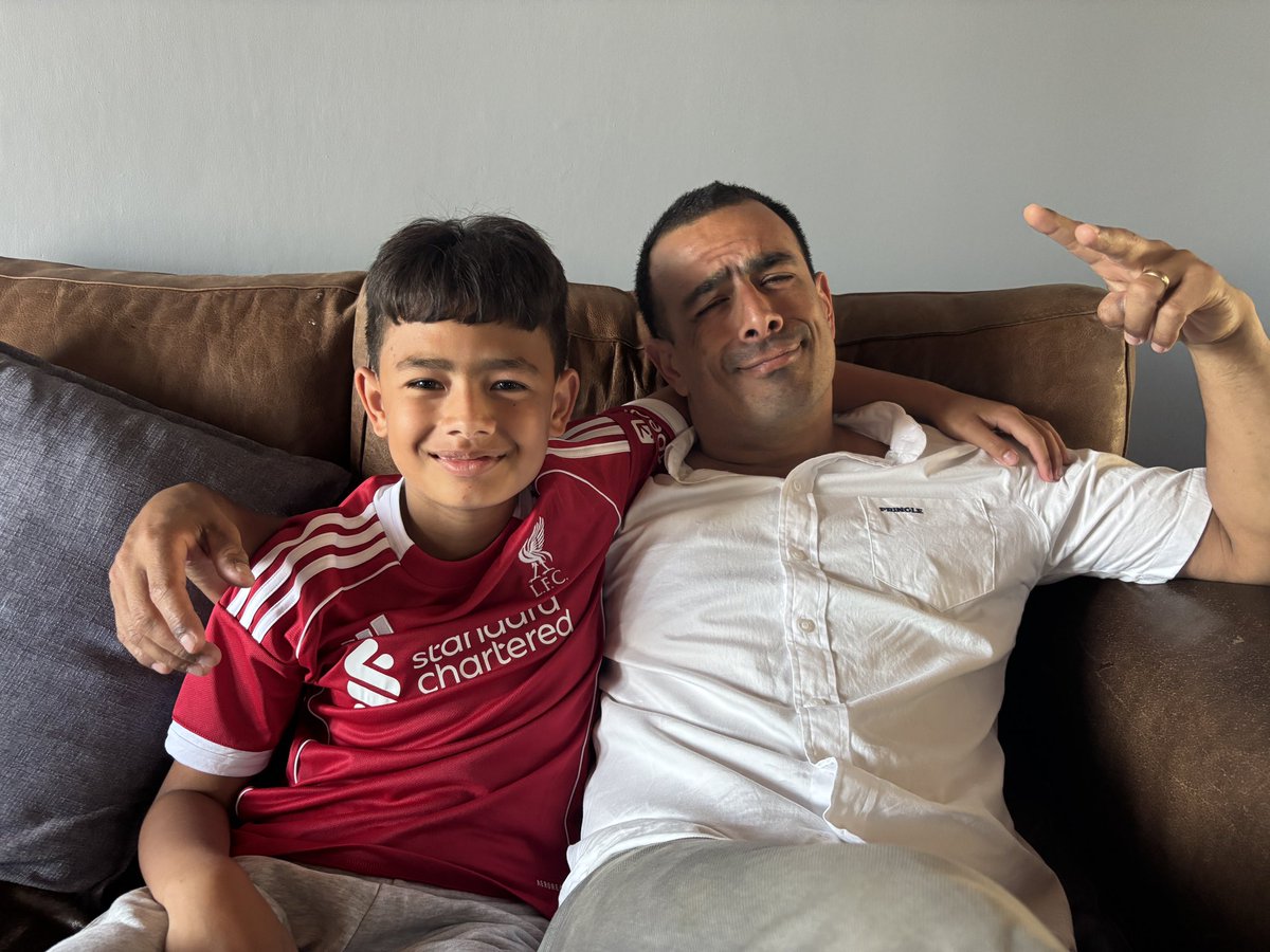 RoMike2013 tweet media