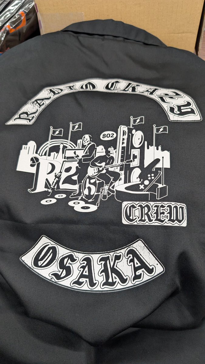 メリークリスマス🎄
お久しぶりです！元気に生きております！
今年の仕事納めはレディクレ2号館にて！
レディクレ来る方ぜひ時間あれば会いに来てください🙇✨