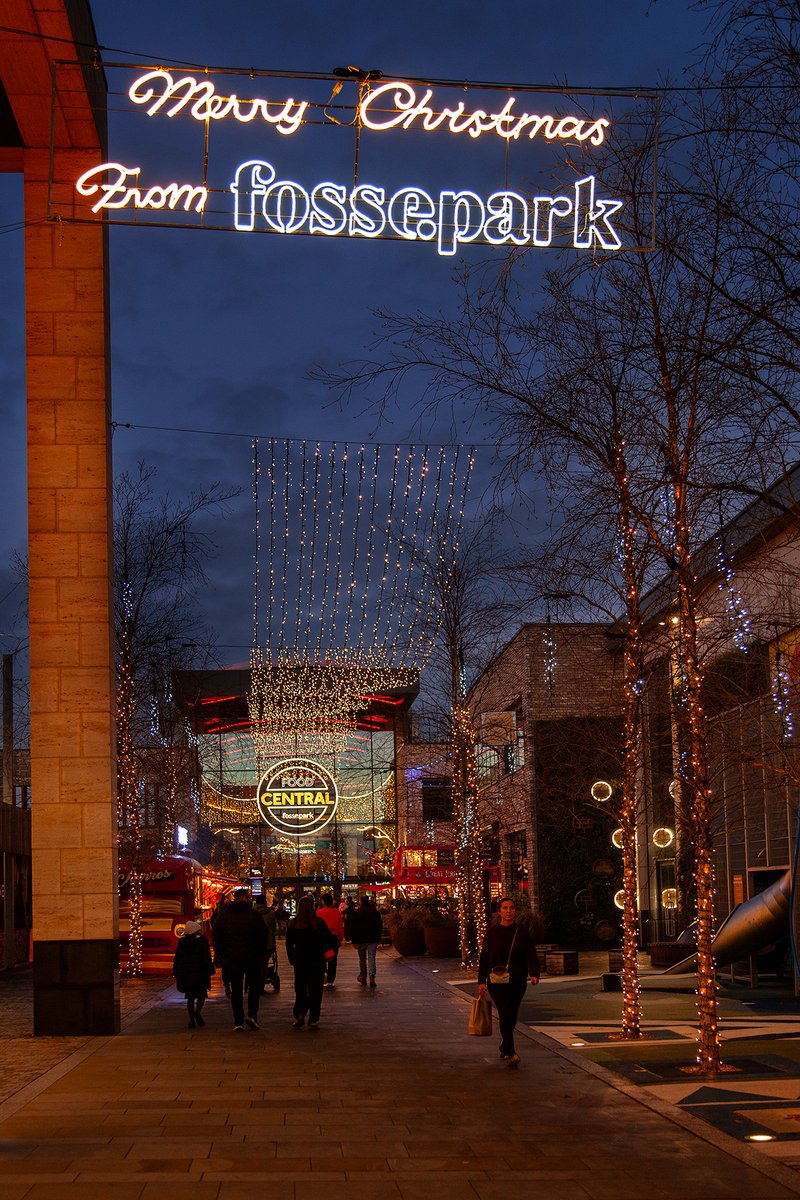 Merry Christmas from all at Fosse Park 🎄

We wish you a magical day full of cheer!
