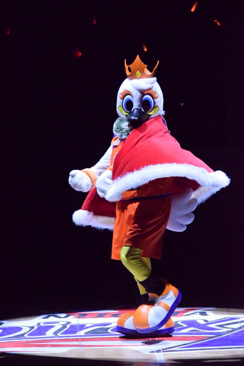 Albirex_Photo's tweet photo. 2025.12.25
メリークリスマス🎄

#新潟アルビレックスbb 
#アルード
@ALUDO_CLUB https://t.co/ENkzrcBOla