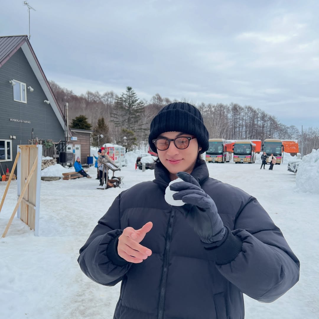 Gulfkanawutofc's tweet image. IG update​ : GulfKanawut​ 🆙

เด็กชายคณาวุฒิ​มาอัพรูปให้หายคิดถึงในวันคริสต์มาส​ ค่ะ⛄🥰

#GulfKanawut