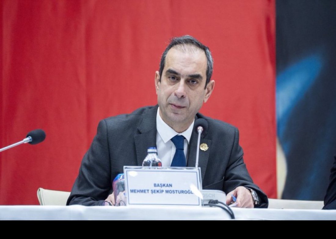 Divan Kurulu Başkanımız Şekip Mosturoğlu: "TFF'nin FETÖ bağlantısı, UEFA'yı, basını manipüle etmesinin kanıtları olan bir dosyadan bahsediyoruz.

3 Temmuz ile mücadele etmiş, 3 Temmuz'da mağdur olmuş bütün Fenerbahçeliler'in merakla beklediği ve sonunda da adaletin yerini