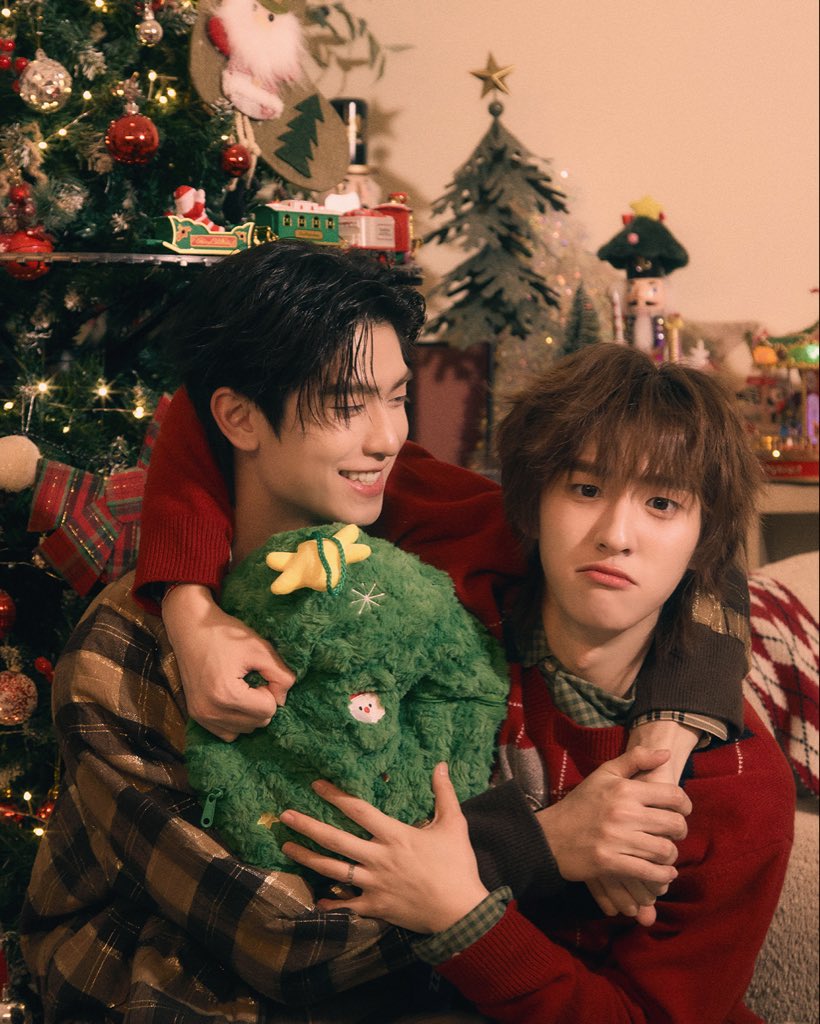 kongjiro_'s tweet image. Christmas vibes #thomaskong #โทมัสก้อง