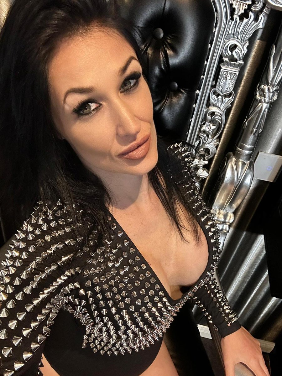 🎄 **Christmas Days: 75% günstiger genießen** ✨

Sanft leuchtet der Christbaum, draußen tanzt der Schnee. Die schönste Zeit, um dich in Ruhe hinzugeben und einfach nur zu fühlen. 🌟

Wenn nicht jetzt – in diesen stillen, warmen Feiertagen – wann dann?

**75% Rabatt** für NUR