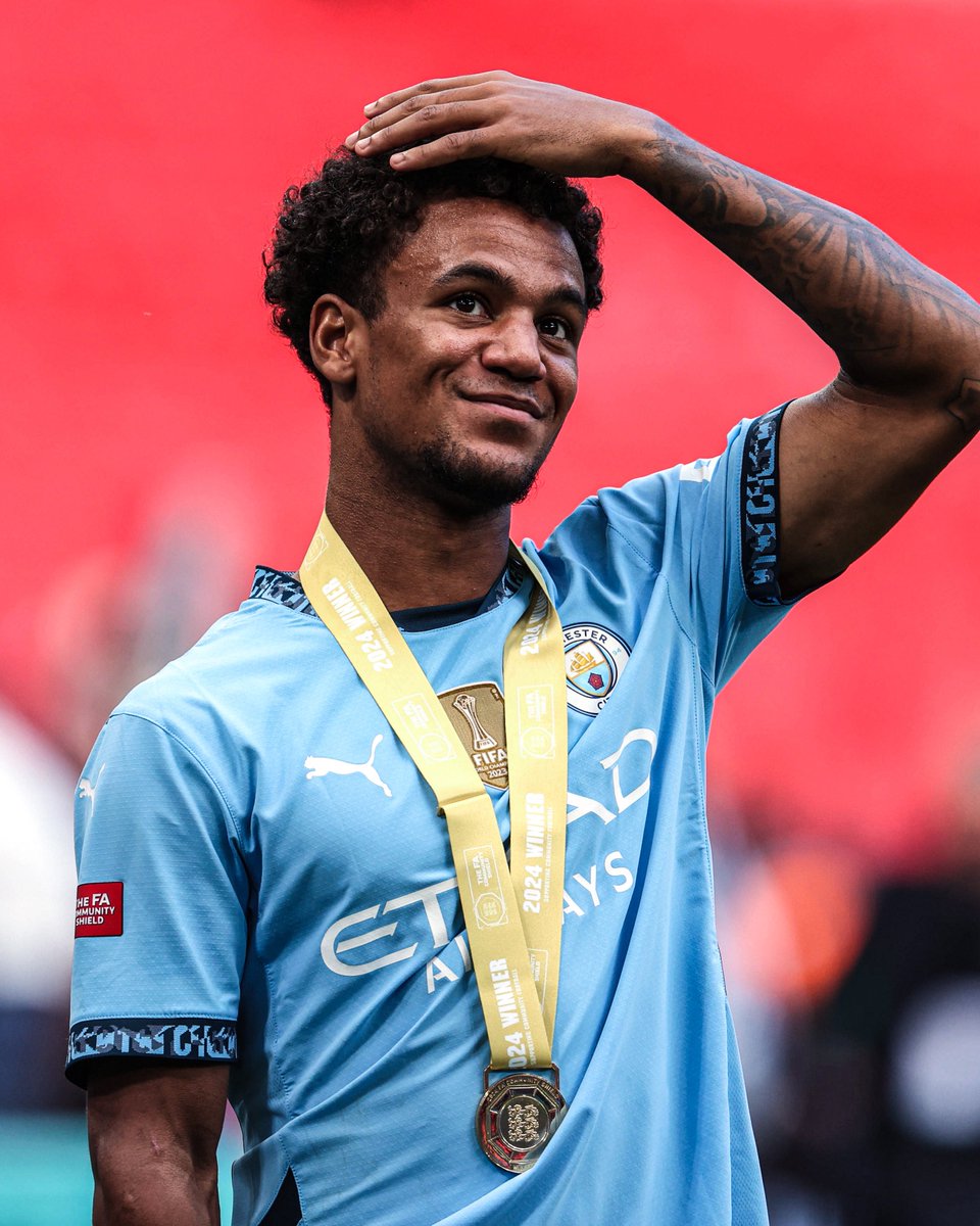 FabrizioRomano's tweet image. 🚨 Understand Oscar Bobb could leave Manchester City in January. If Semenyo deal is completed, Bobb will seriously consider his exit.

Several clubs already made approaches for Bobb, including Borussia Dortmund in the recent weeks. 🟡⚫️

➕🎥 More: m.youtube.com/watch?v=dK_Bni…