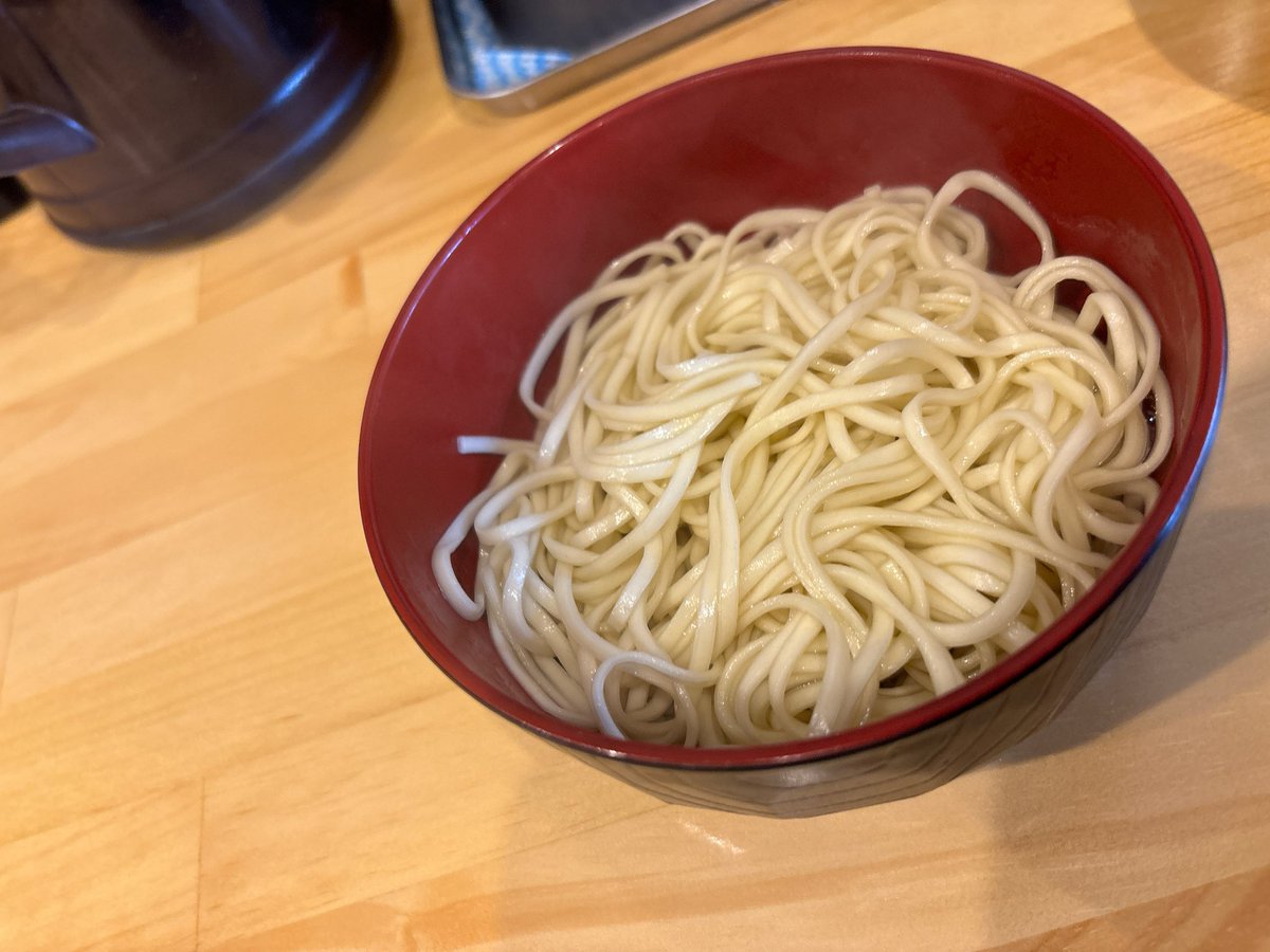 snatchpanman's tweet photo. 広島市上安のラーメンファクトリーさんで塩担々麺

濃厚、とにかく濃厚で甘い
辛み痺れは控えめだがドロスープが食感しっかりの自家製平麺に絡みあげる
ここまでどっぷり担々に浸かれる一杯はなかなかないなー
ボリュームもしっかりで替玉1回で大満足

美味しかった☺️

#広島ラーメン
#広島中華 https://t.co/8a5023WfYG