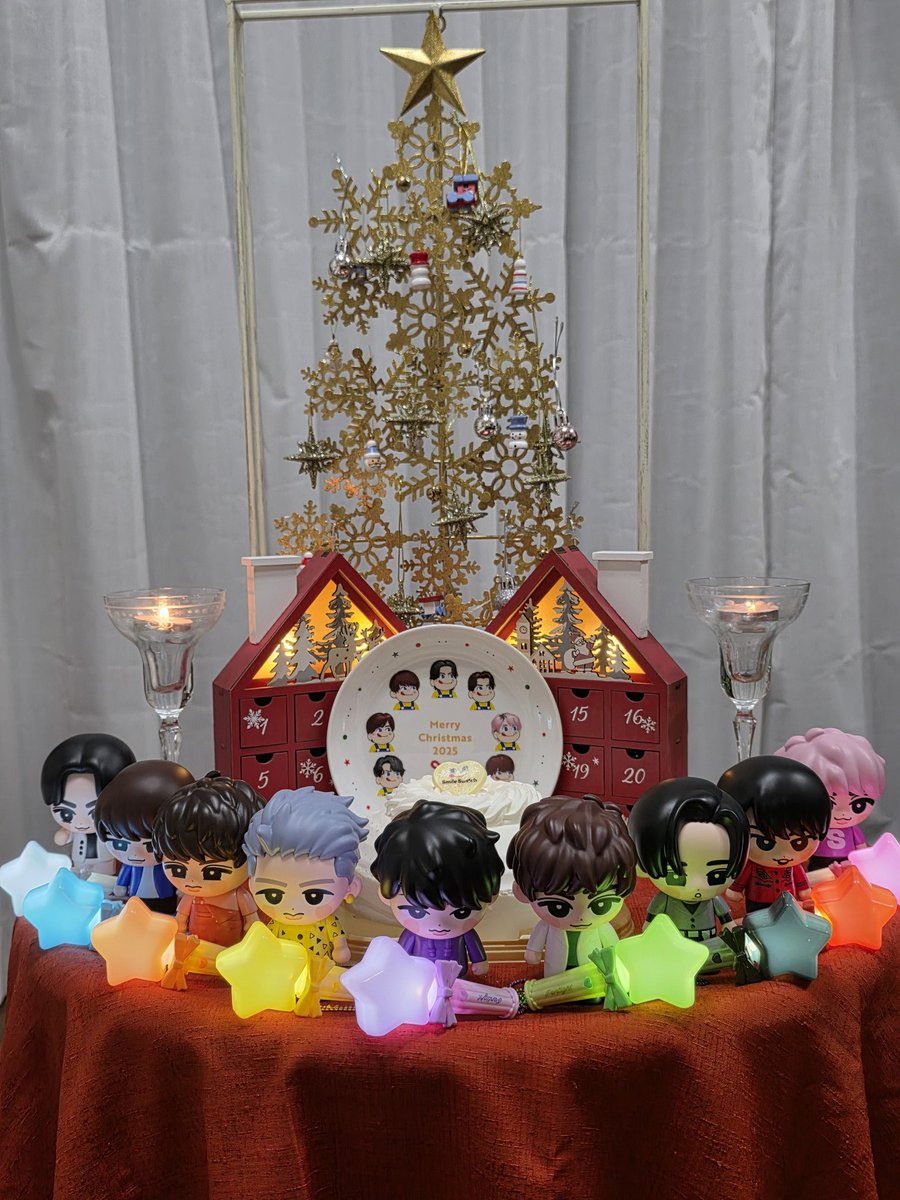 maxoneweri's tweet photo. メリークリスマス！！！
#SnowMan
#SnowManDomeTour_ON https://t.co/HeCjyODEnw