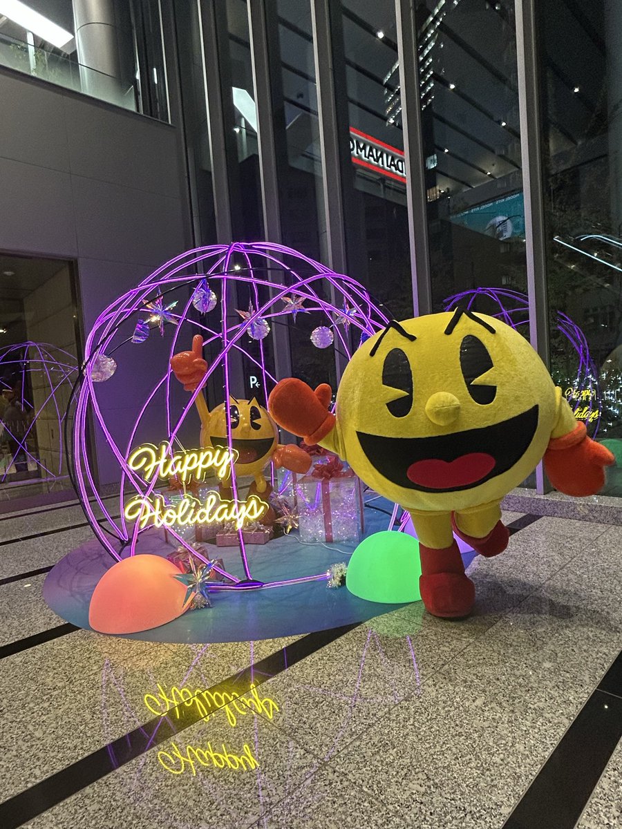 #メリークリスマス 🎄🎄✨
#パックマン も今日はウキウキのようです！🙌

皆さんも素敵な1日をお過ごしください🤭

#pacman